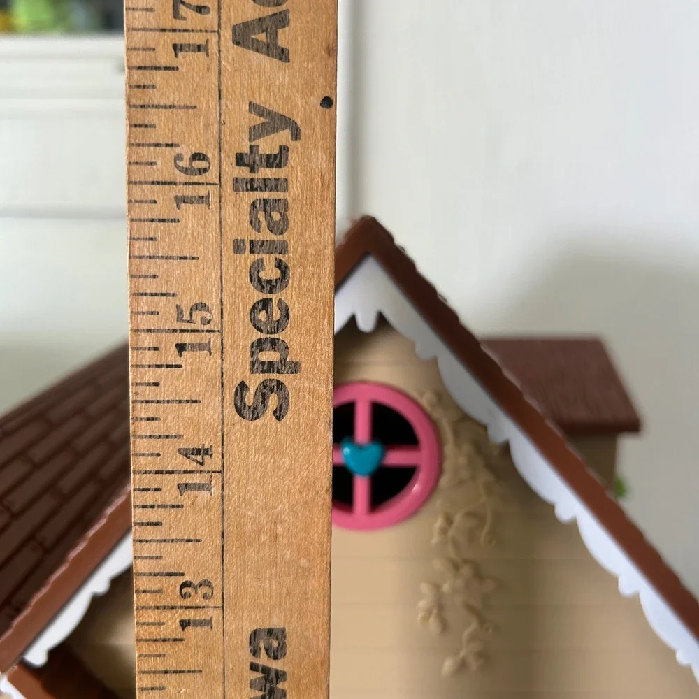 Lil Woodzeez Honeysuckle Hillside Cottage Dollhouse Pink Teal Foldable Playhouse